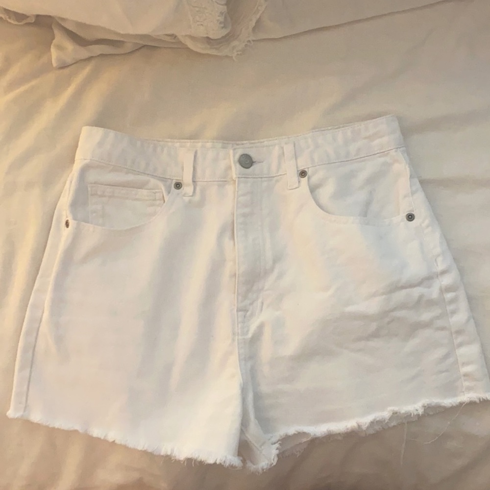 White Denim Shorts Size 29